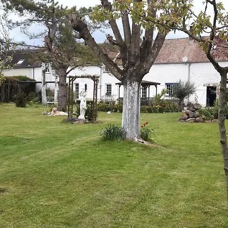 Bed & Breakfast La Longere Des Glycines *
