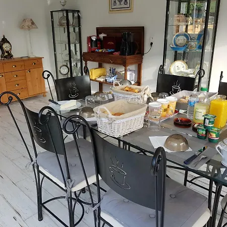 Bed & Breakfast La Longere Des Glycines *